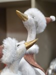 Фигурка декоративная Гуси в красной накидке