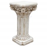 Постамент в виде античной римской колонны