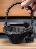 Фигурка интерьерная Кошка с Корзинкой