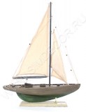 Модель кораблика - парусника