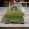 Шкатулка в винтажном стиле зеленого цвета