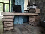 Письменный стол «Стопка книг» в интерьере