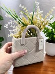 Ваза интерьерная Женская Сумочка бежевая