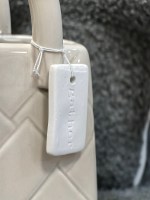 Ваза интерьерная Женская Сумочка бежевая